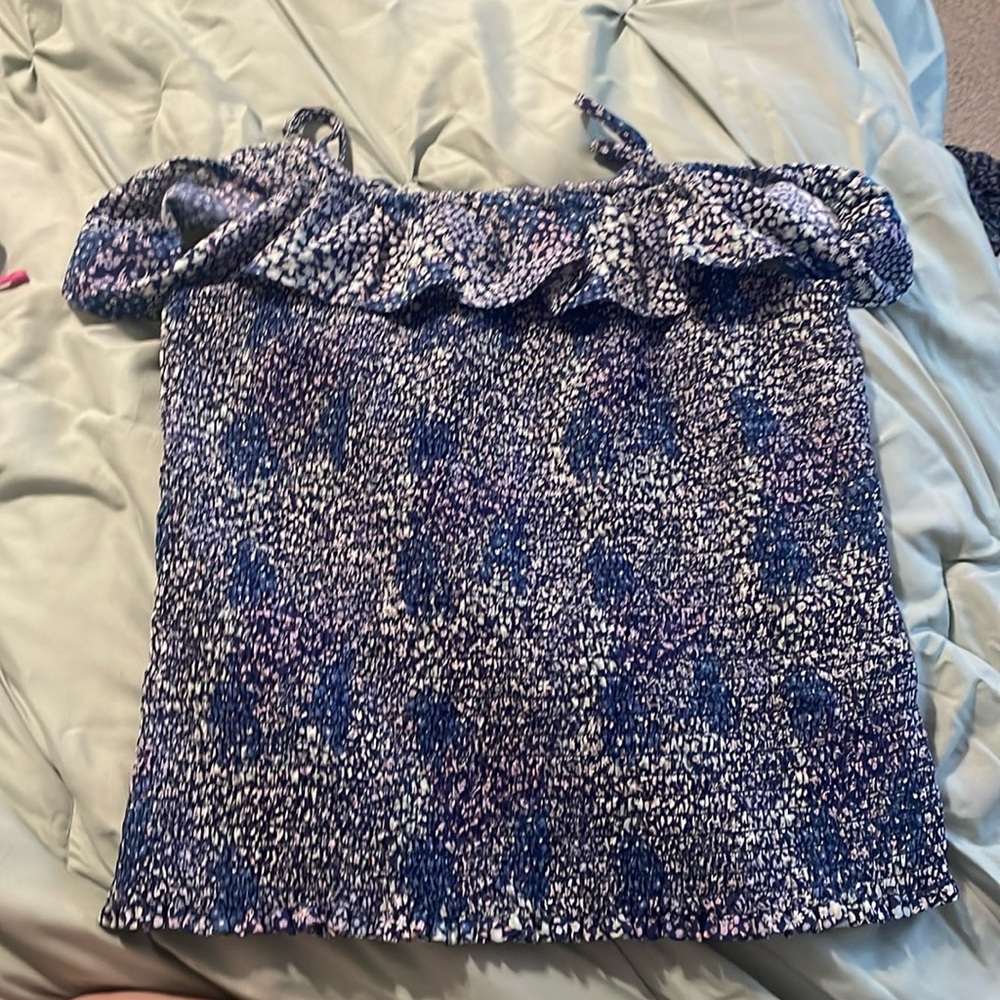 Girls XL top by True Craft never worn